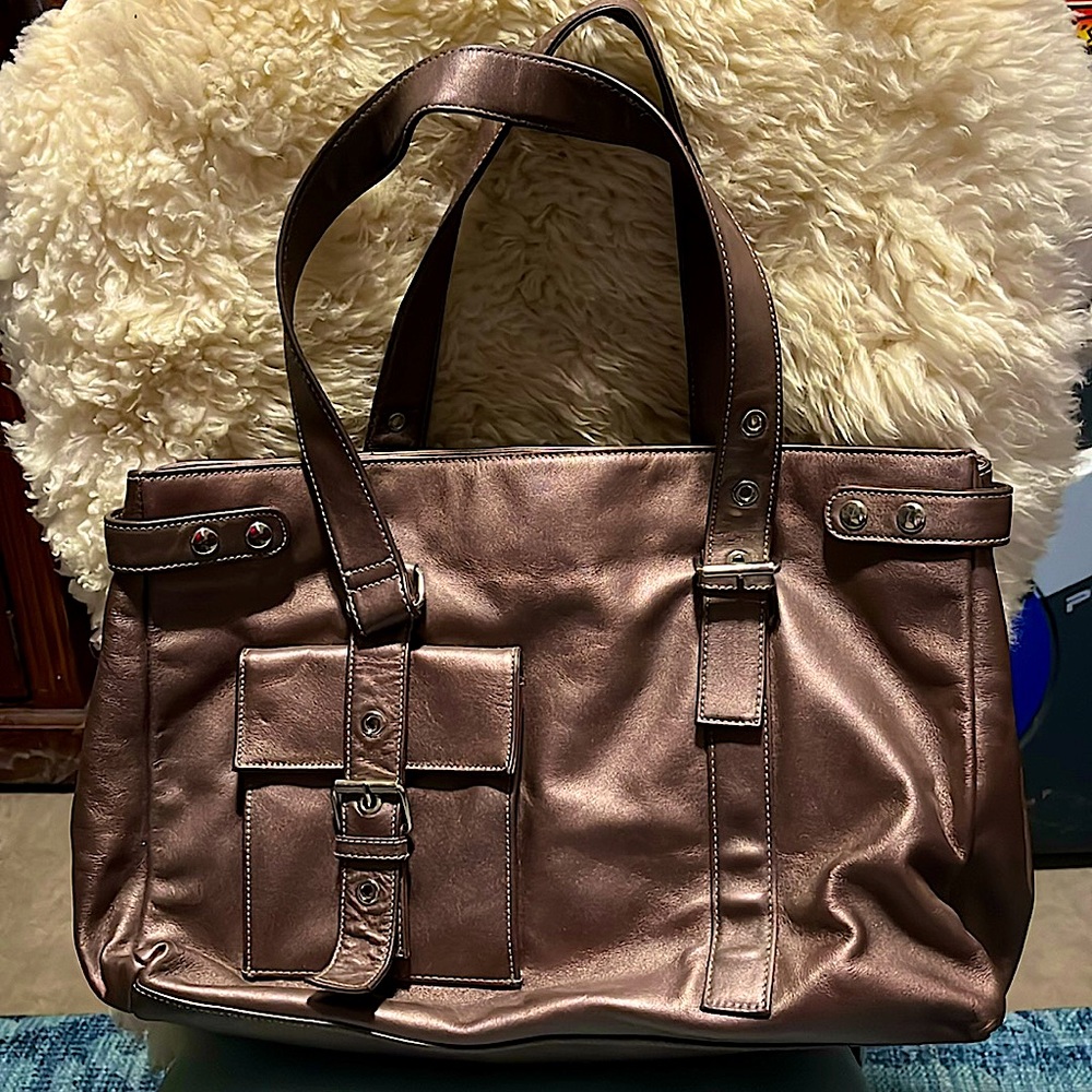 Perlina iridescent brown leather tote bag